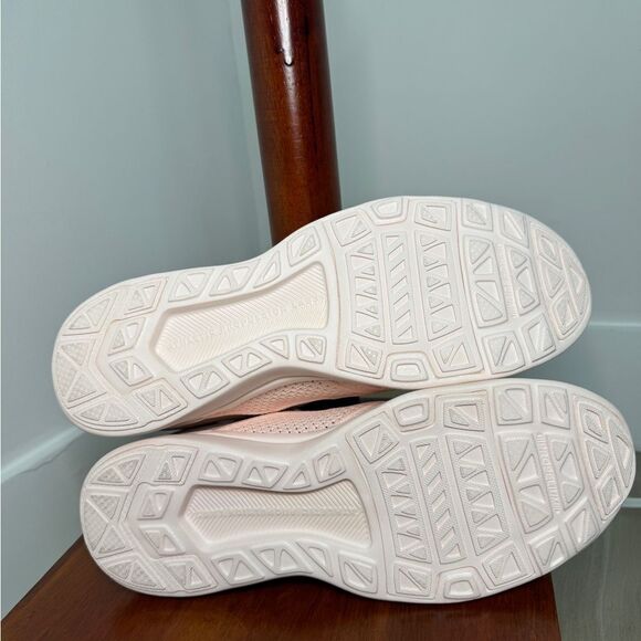 NEW APL Techloom Tracer Training Shoes in Creme/Burgundy/Tie Dye Size 9.5 - Picture 7 of 7